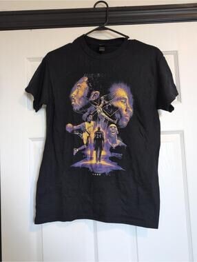 Small Kobe Lakers basketball graphic tee